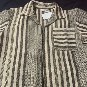 NWT Raga man shirt jacket with gold metal.  Medium